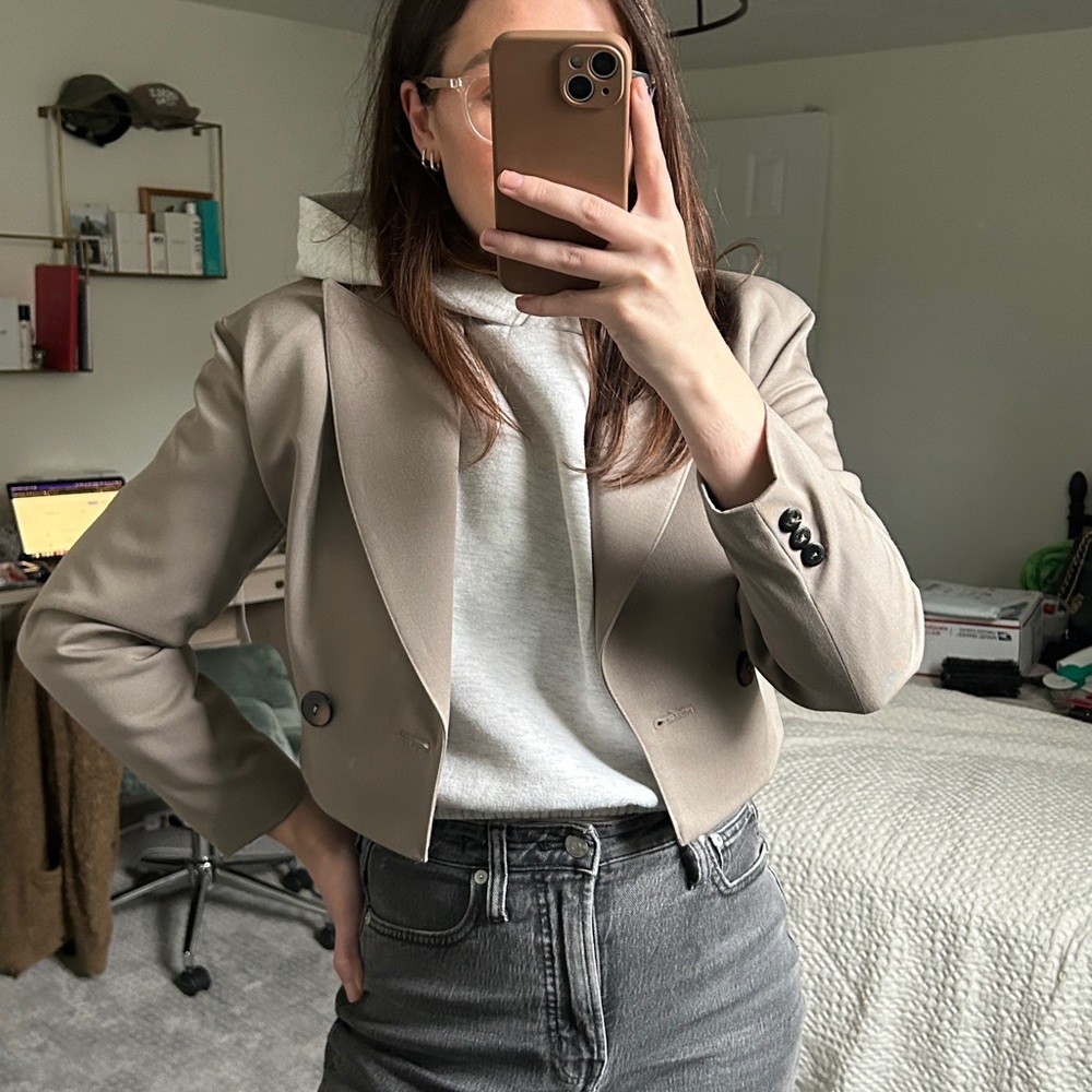 Cropped Taupe Gray Beige Brown Blazer